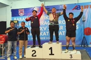 Atlet angkat berat Kuningan lolos BK Porprov Jabar 2026.